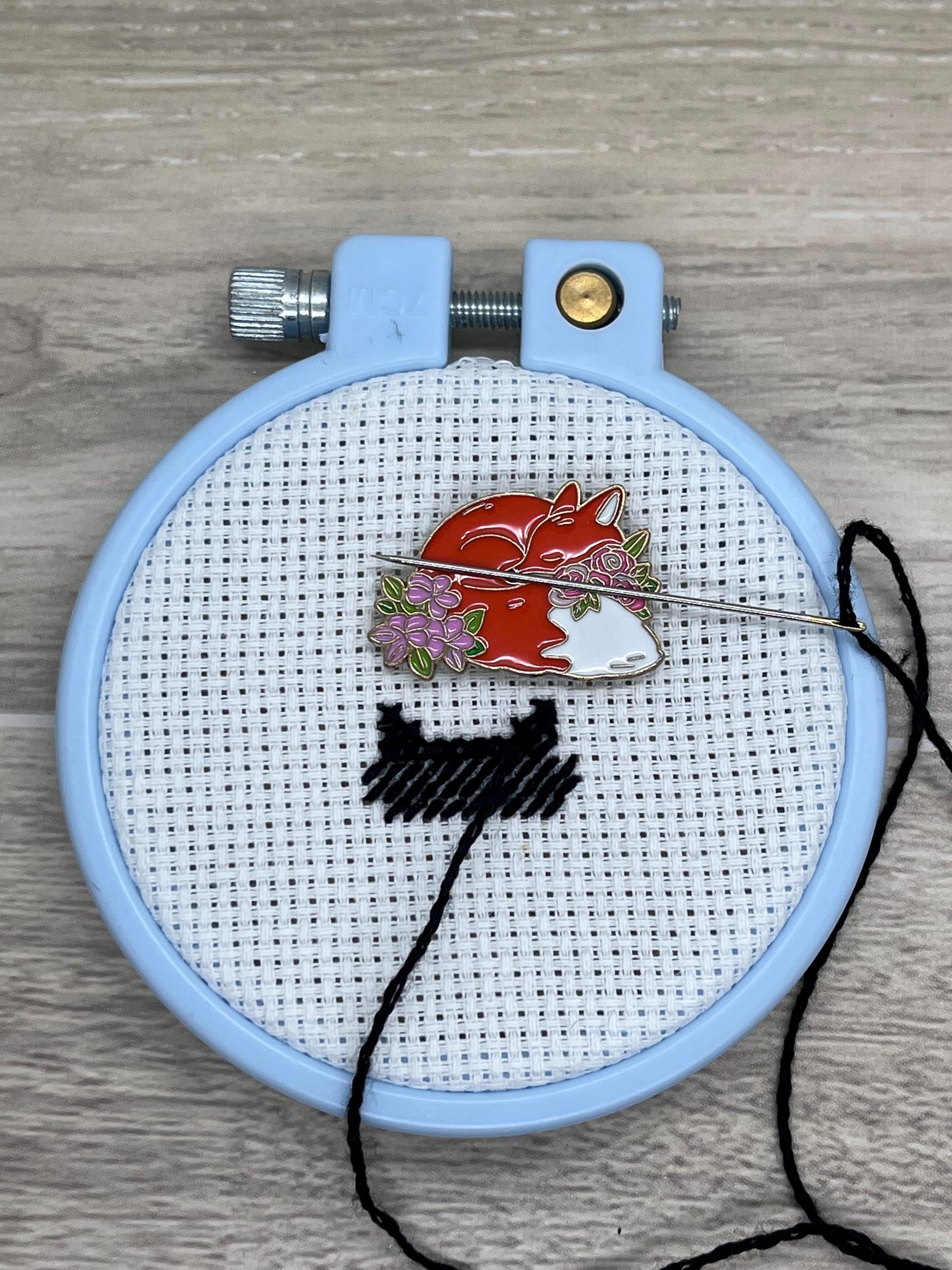 Animal Flower Needle Minder