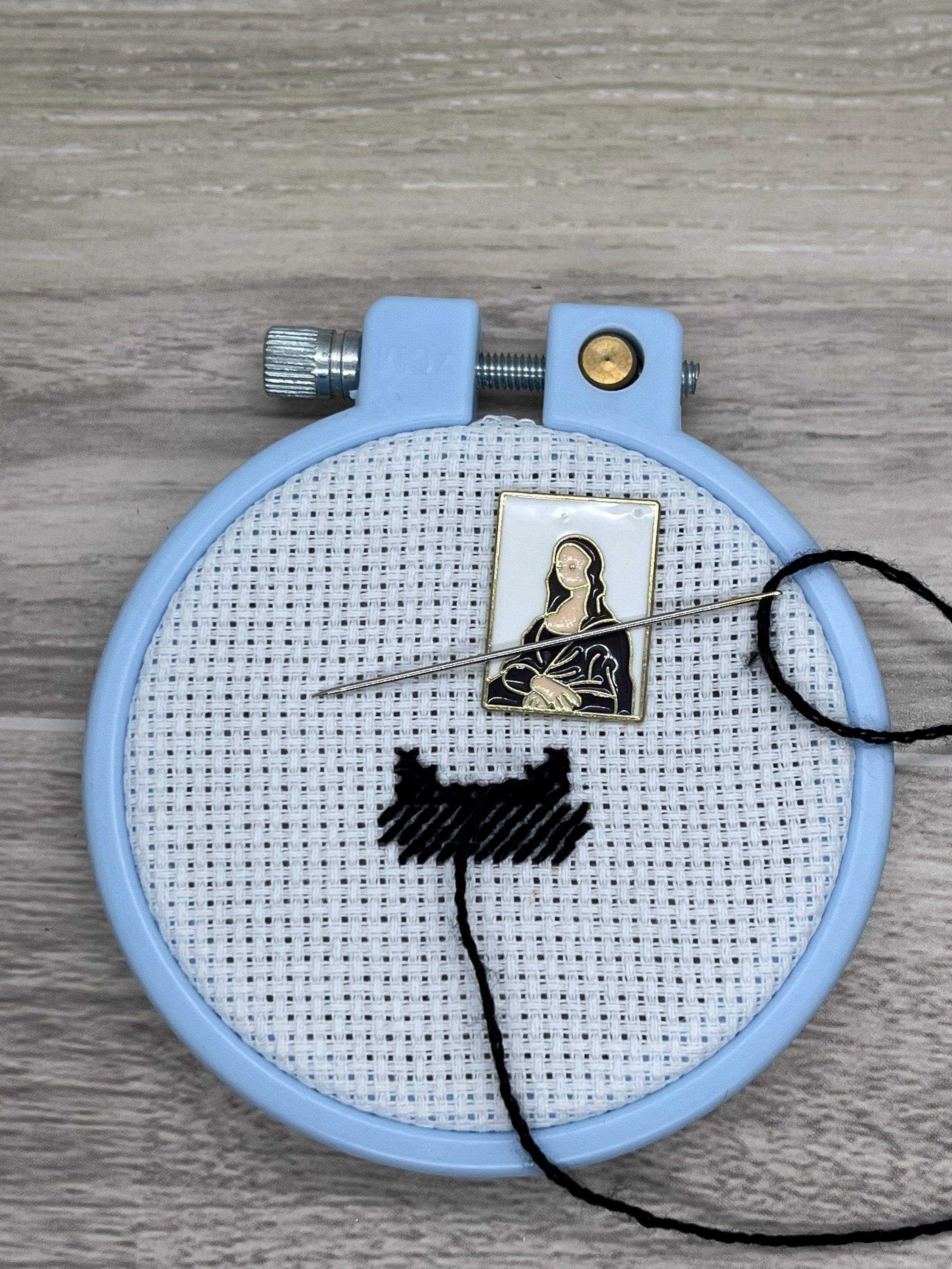 Classic Art Needle Minders
