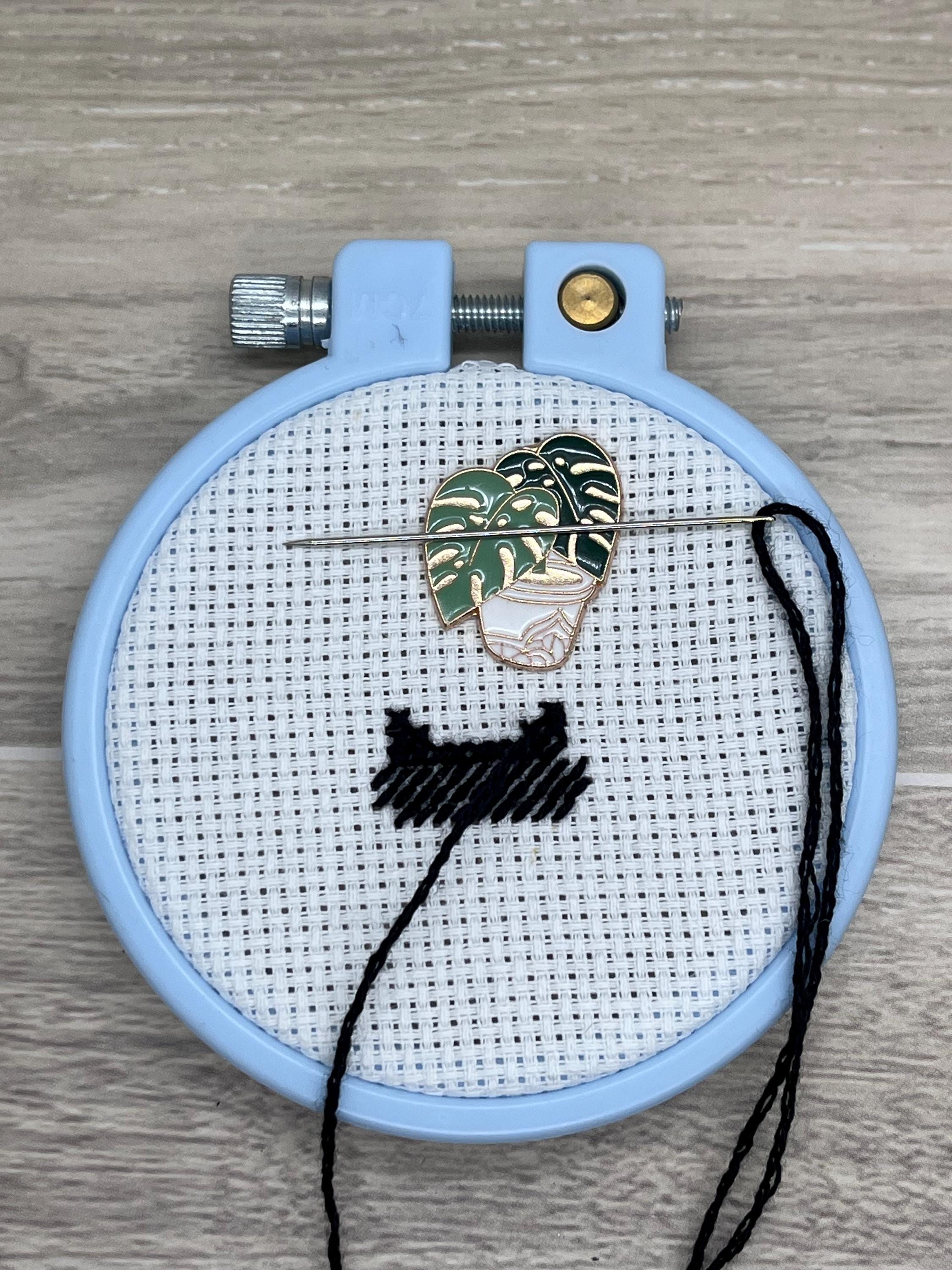 Plant Mom Needle Minders