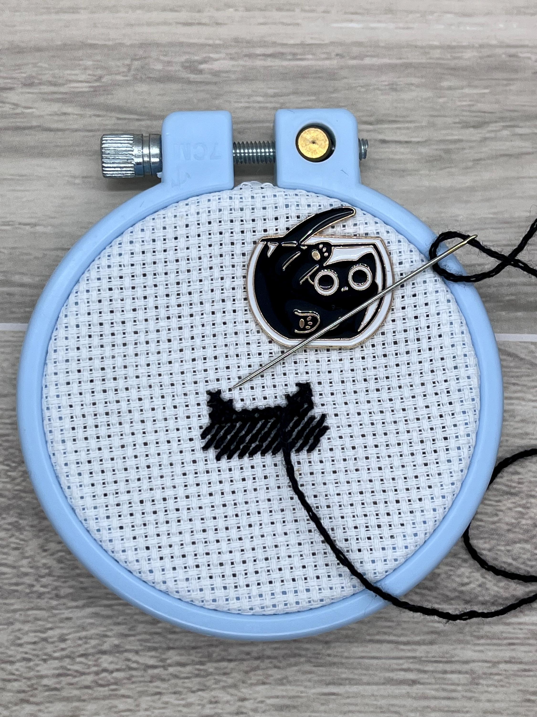 Black Cats in Things Needle Minders