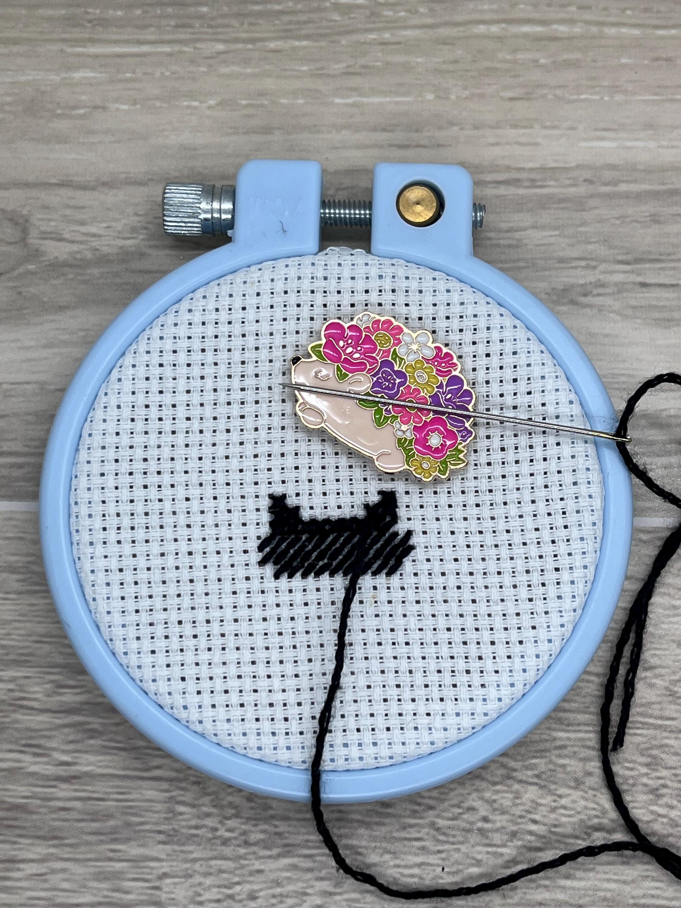 Animal Flower Needle Minder