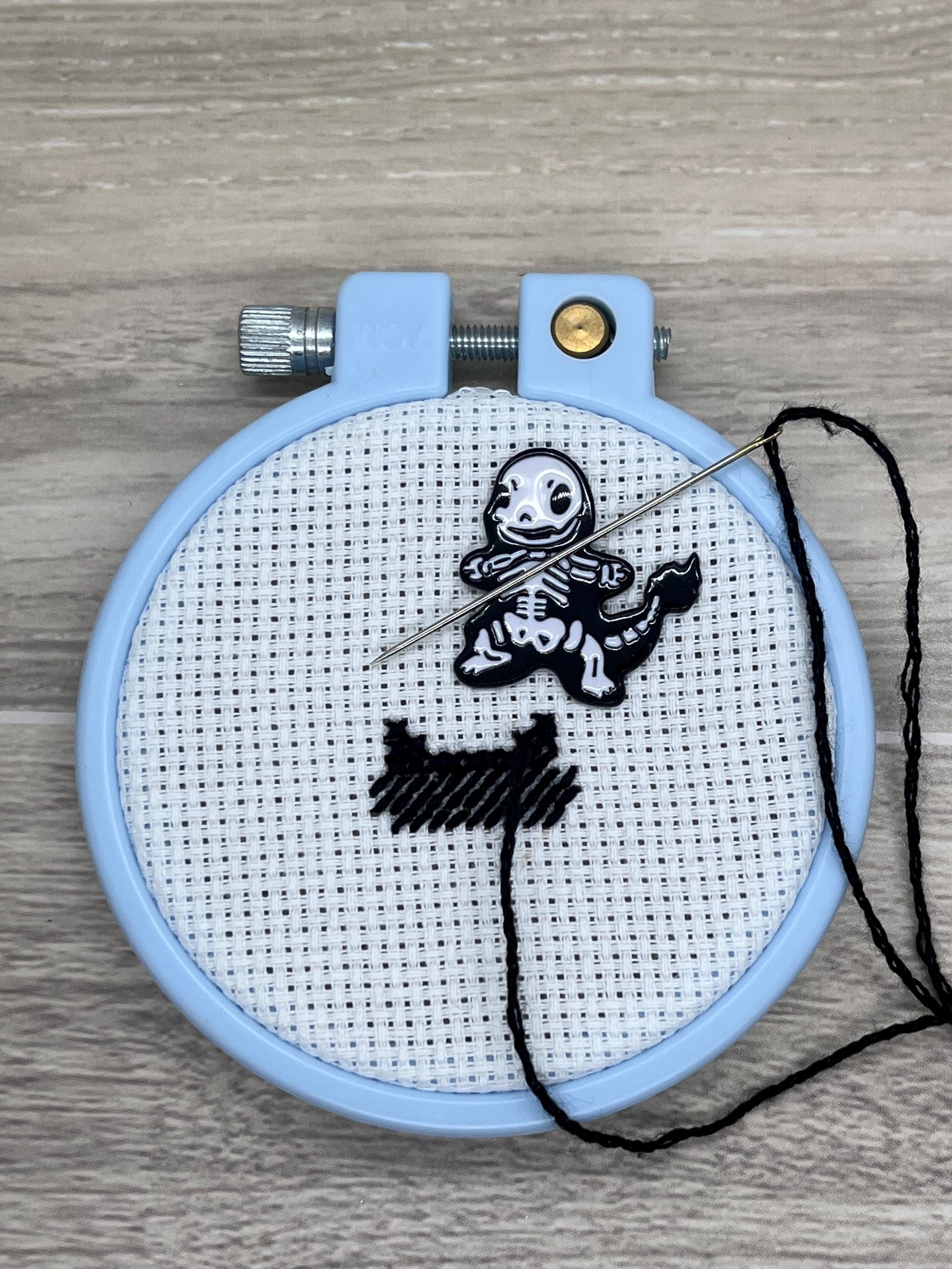 Animal Skeleton Needle Minders