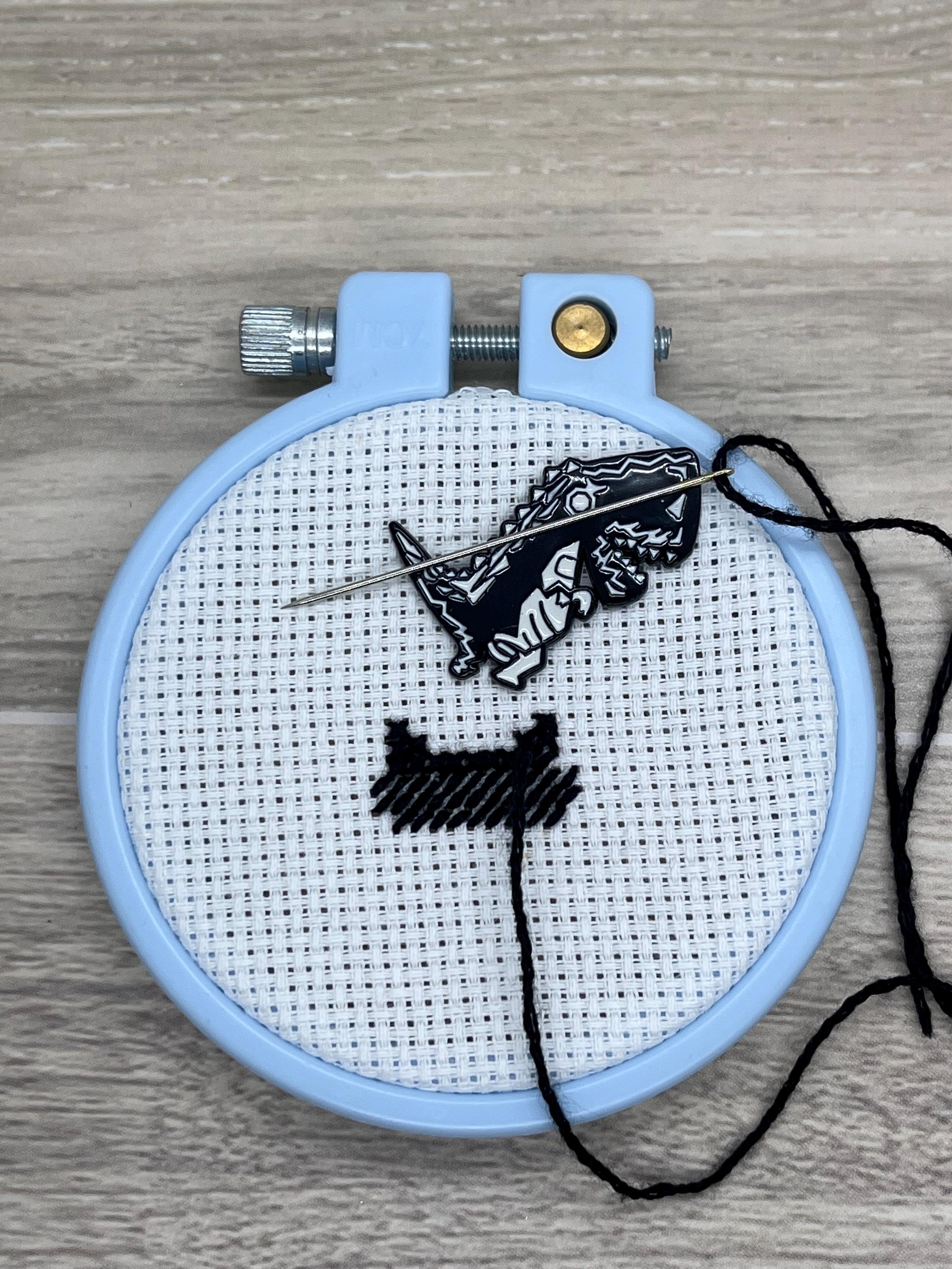 Animal Skeleton Needle Minders