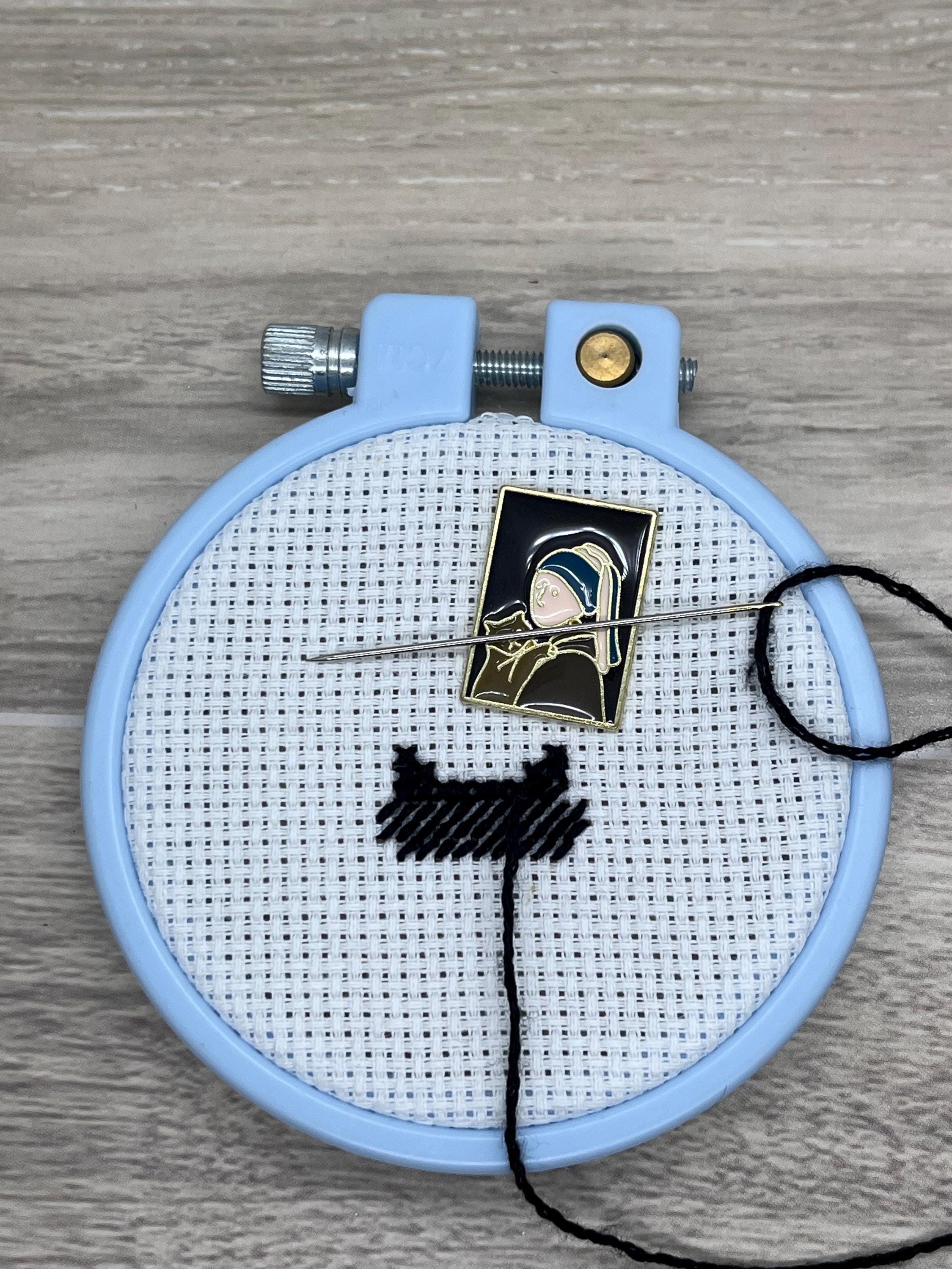 Classic Art Needle Minders