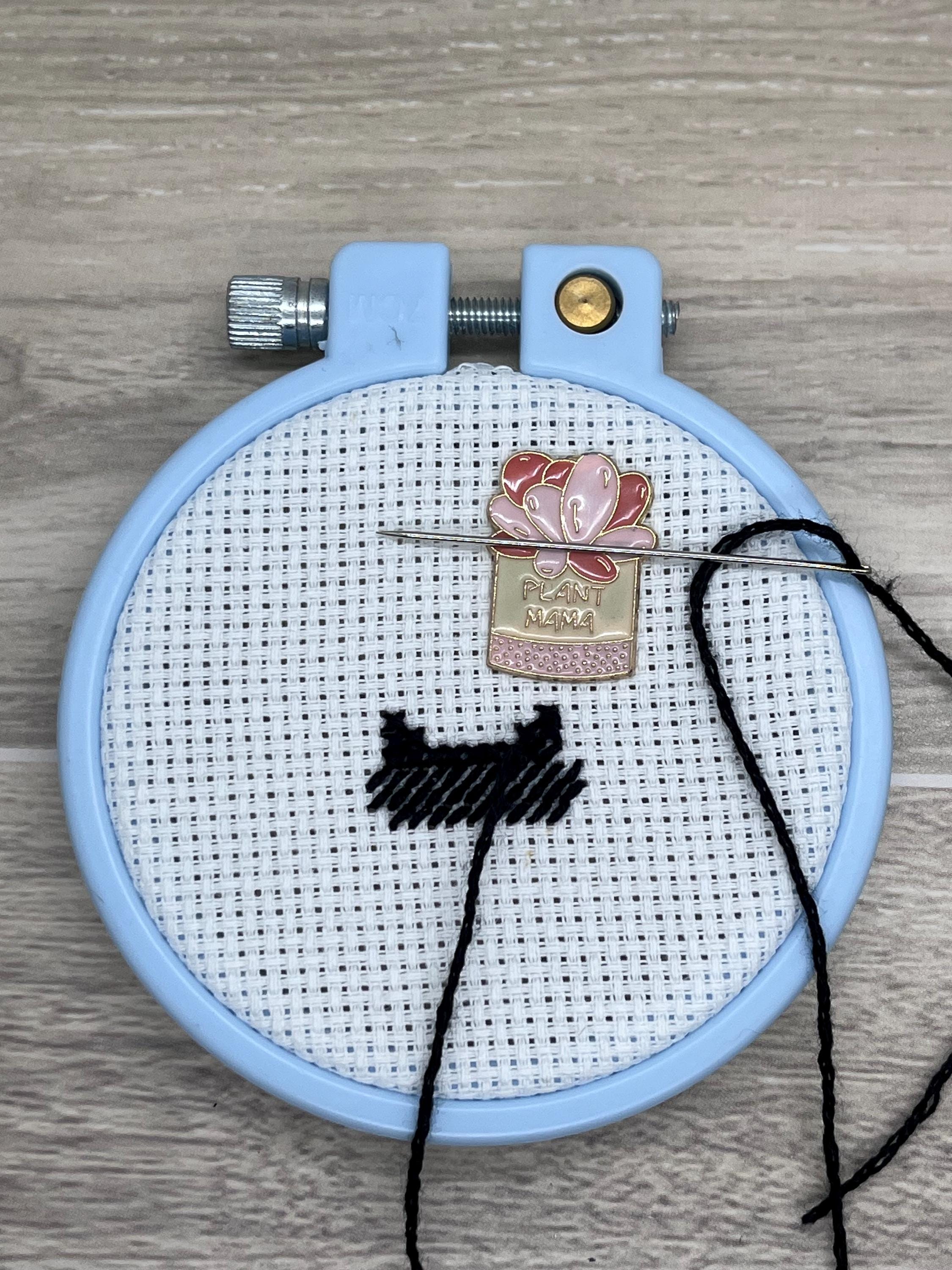 Plant Mom Needle Minders