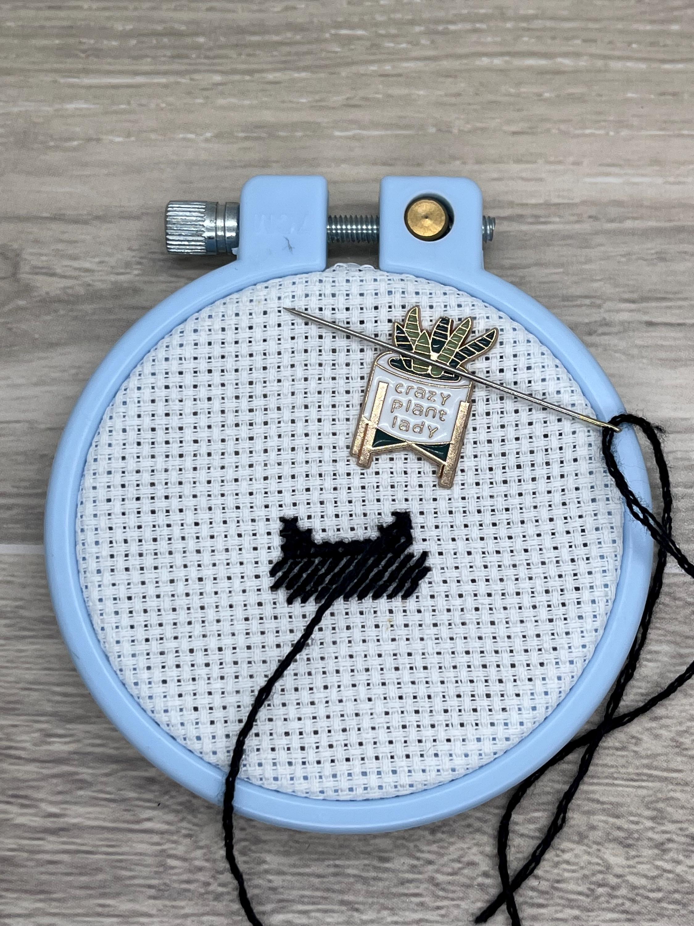 Plant Mom Needle Minders