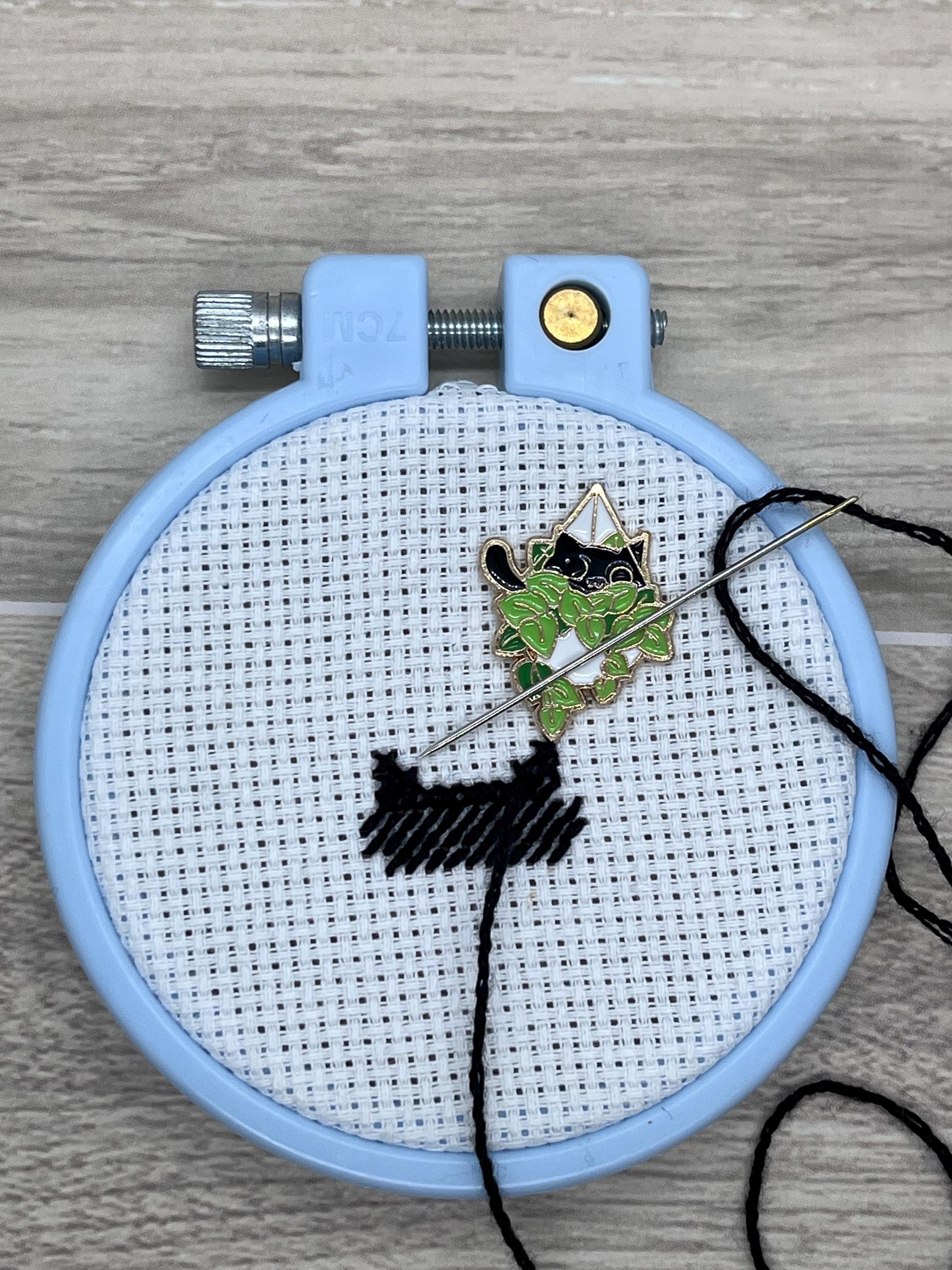 Black Cats and Plants Needle Minders