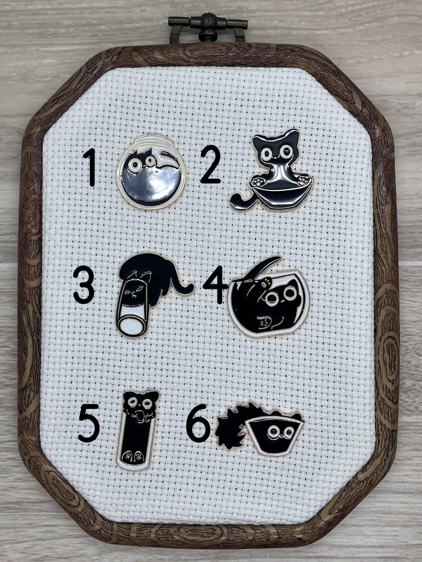 Black Cats in Things Needle Minders