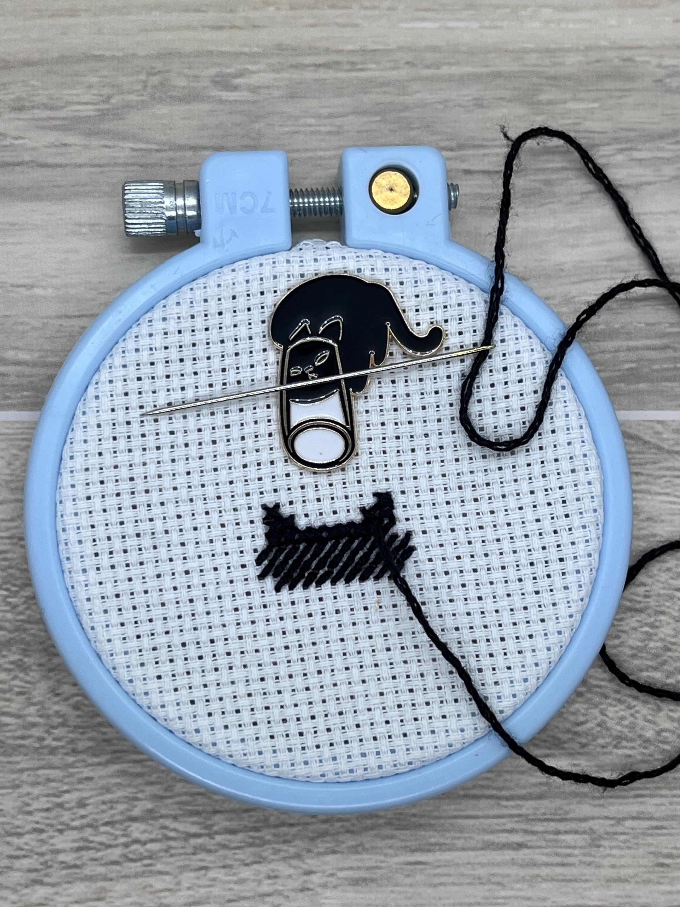 Black Cats in Things Needle Minders