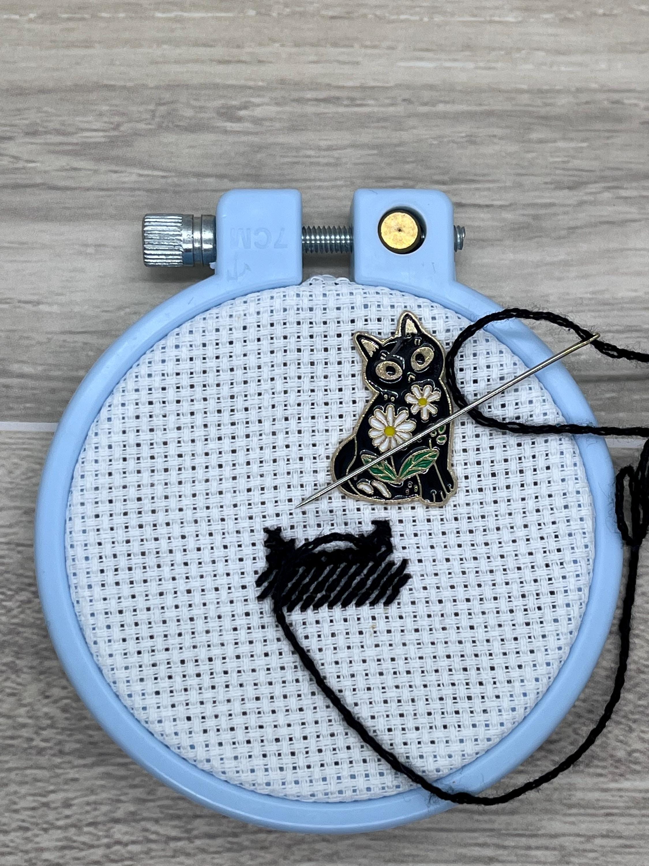 Floral Cats Needle Minders