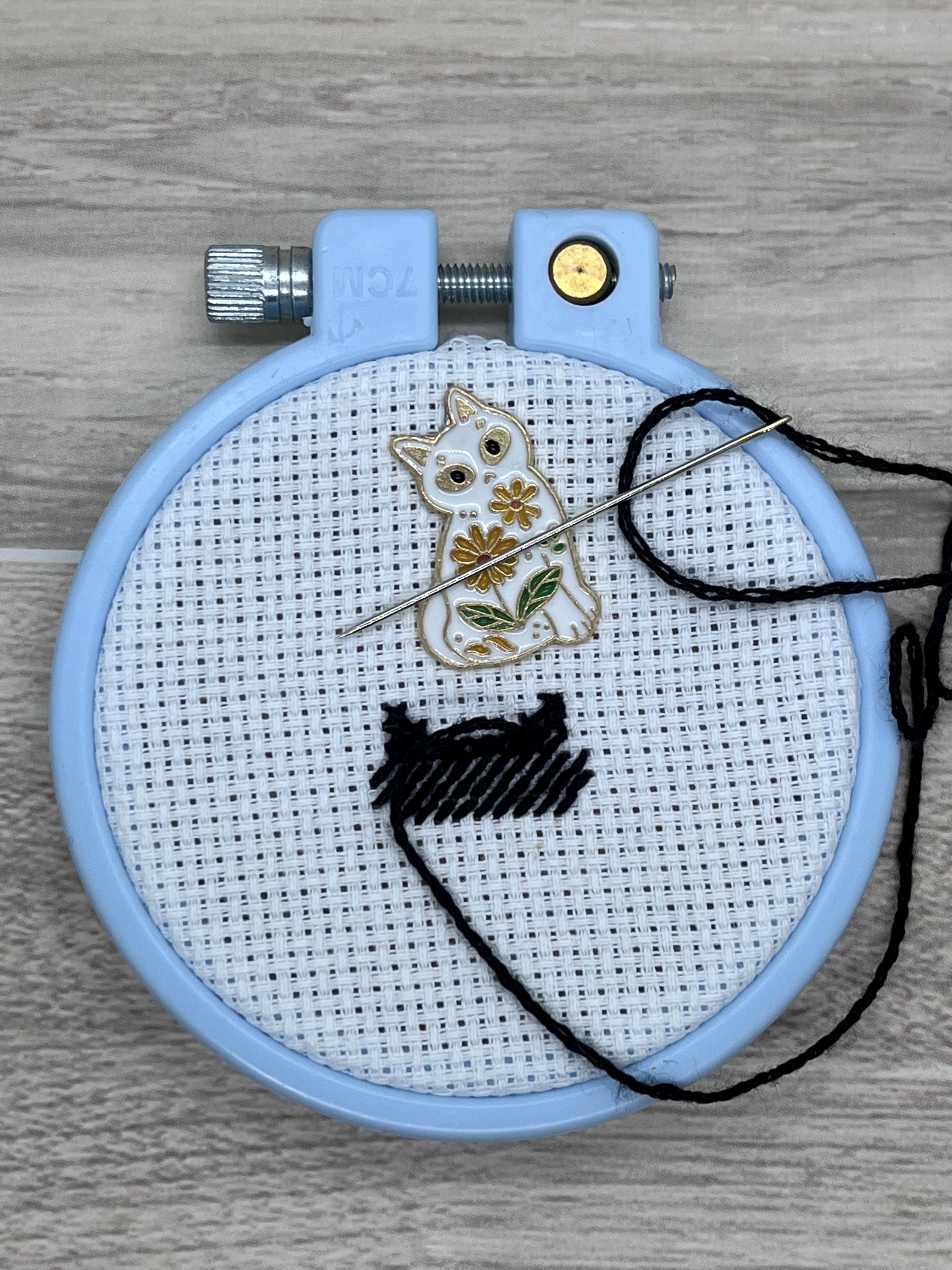 Floral Cats Needle Minders