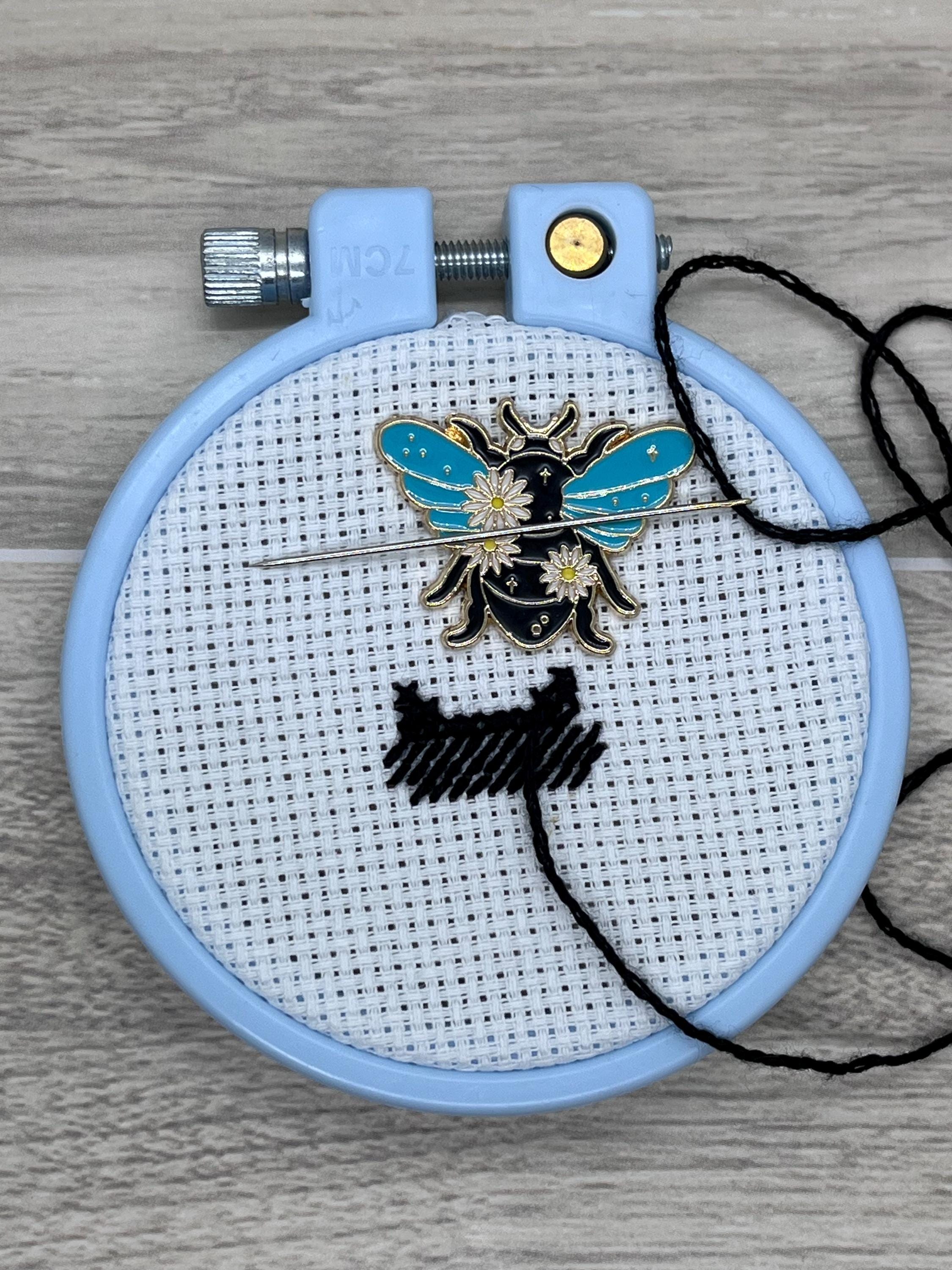 Floral Insects Needle Minders