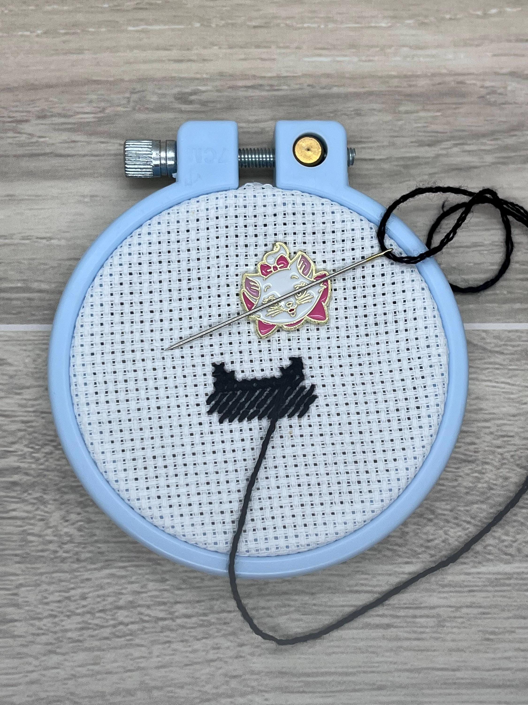 Marie Cat Needle Minders