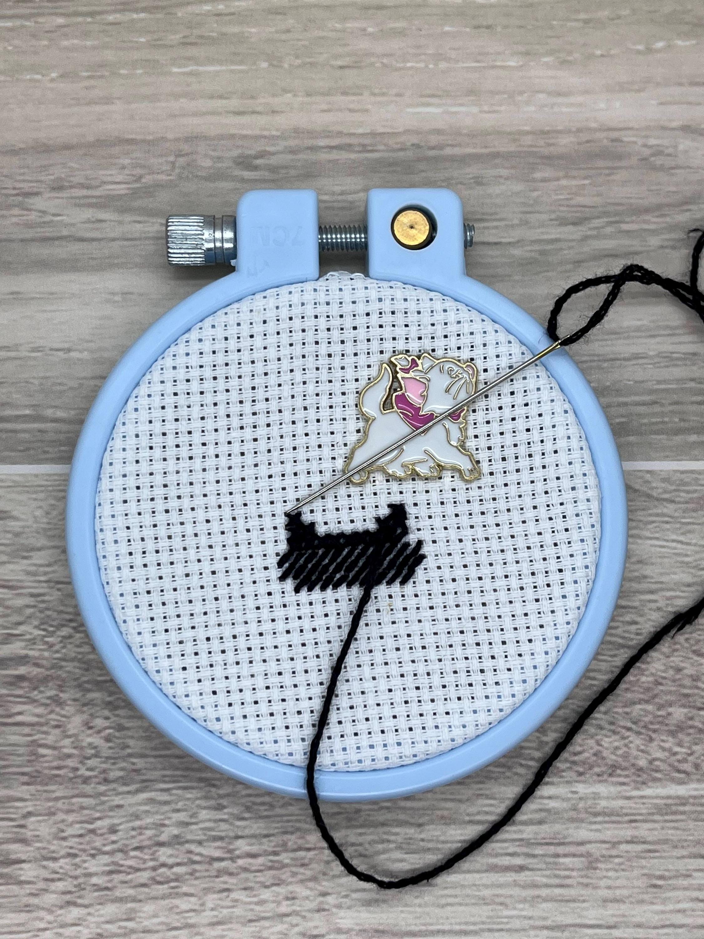 Marie Cat Needle Minders