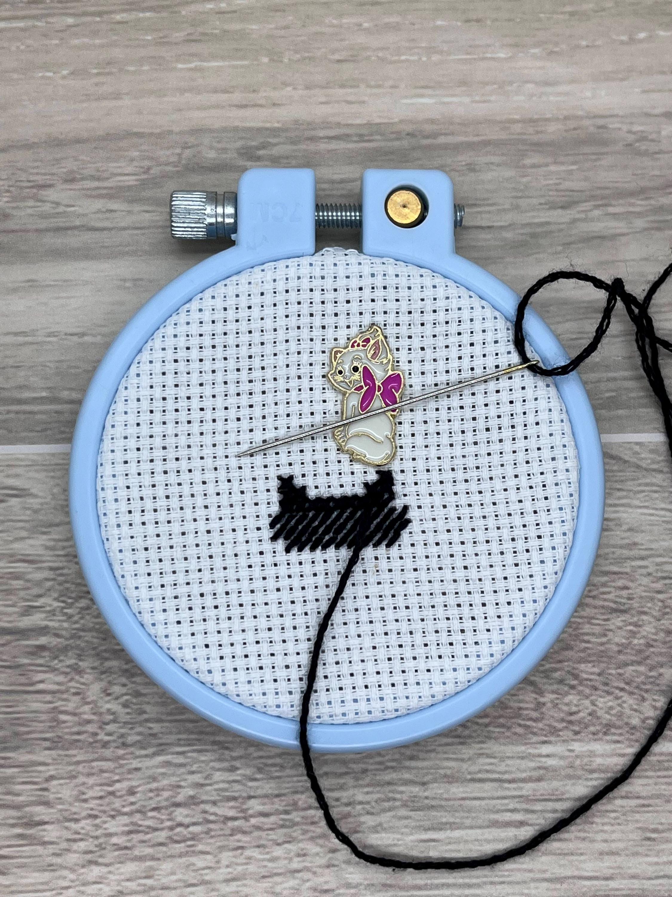 Marie Cat Needle Minders