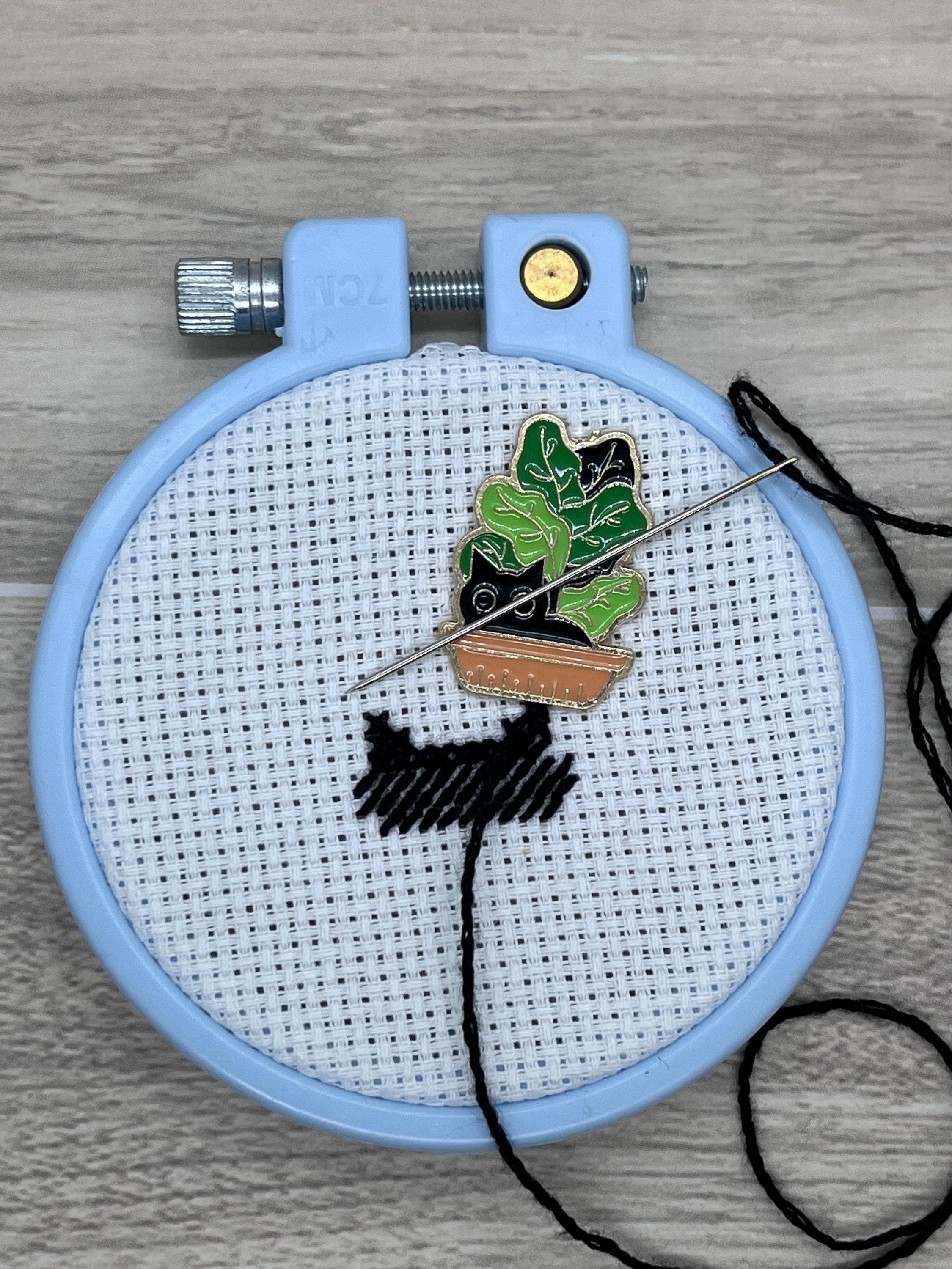 Black Cats and Plants Needle Minders