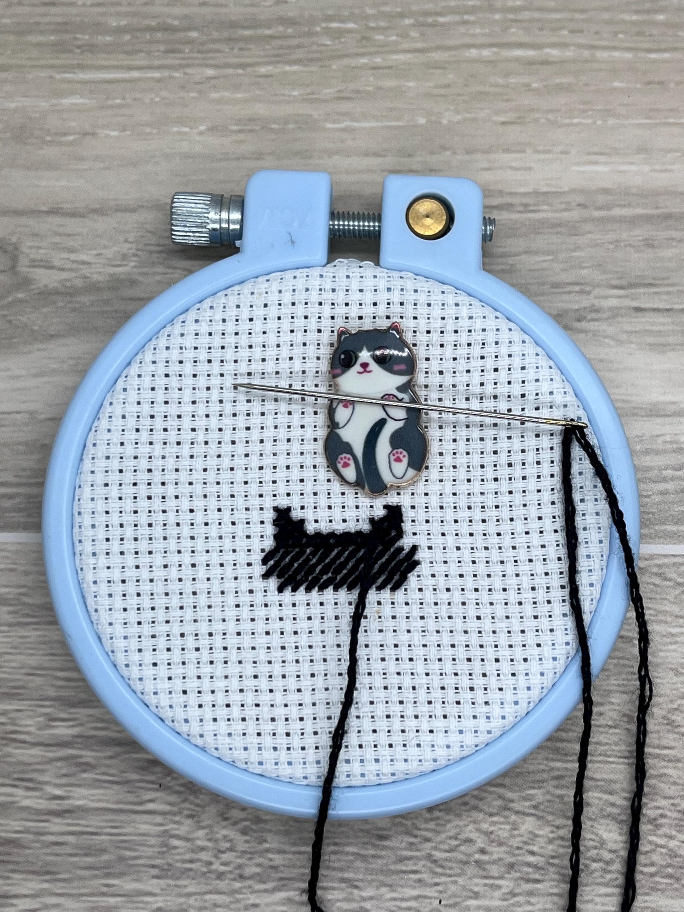 Cat Needle Minders