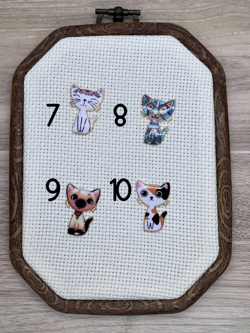Cats Needle Minders