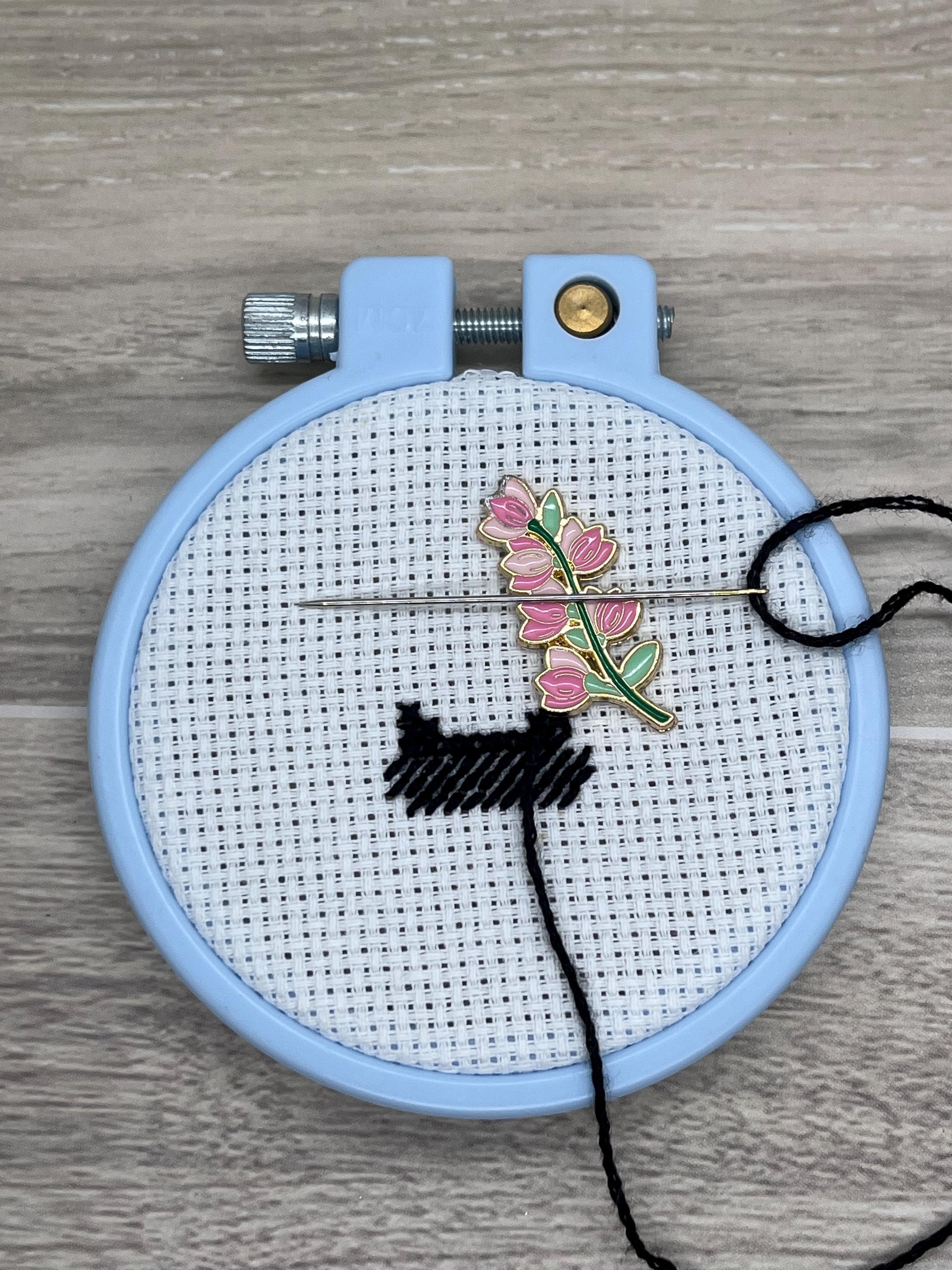 Flowers Needle Minders