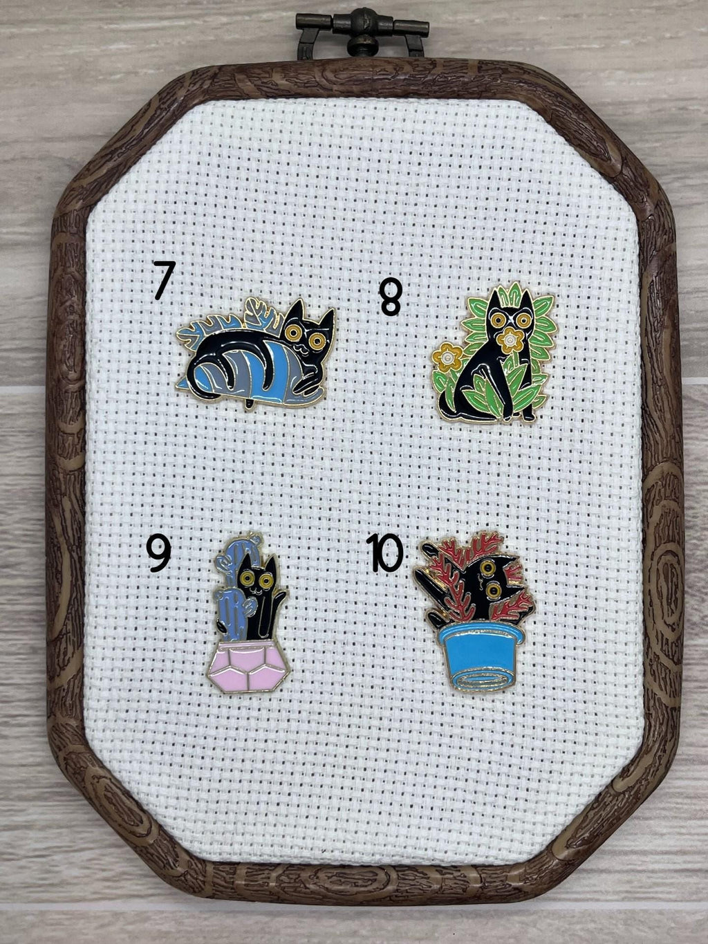 Flower Cat Needle Minders