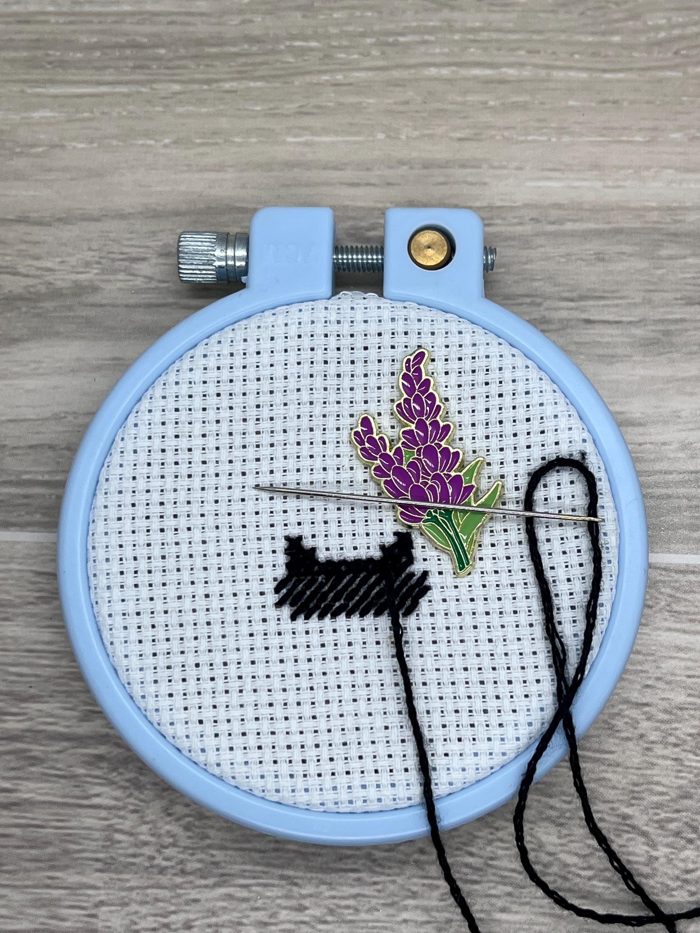 Flowers Needle Minders