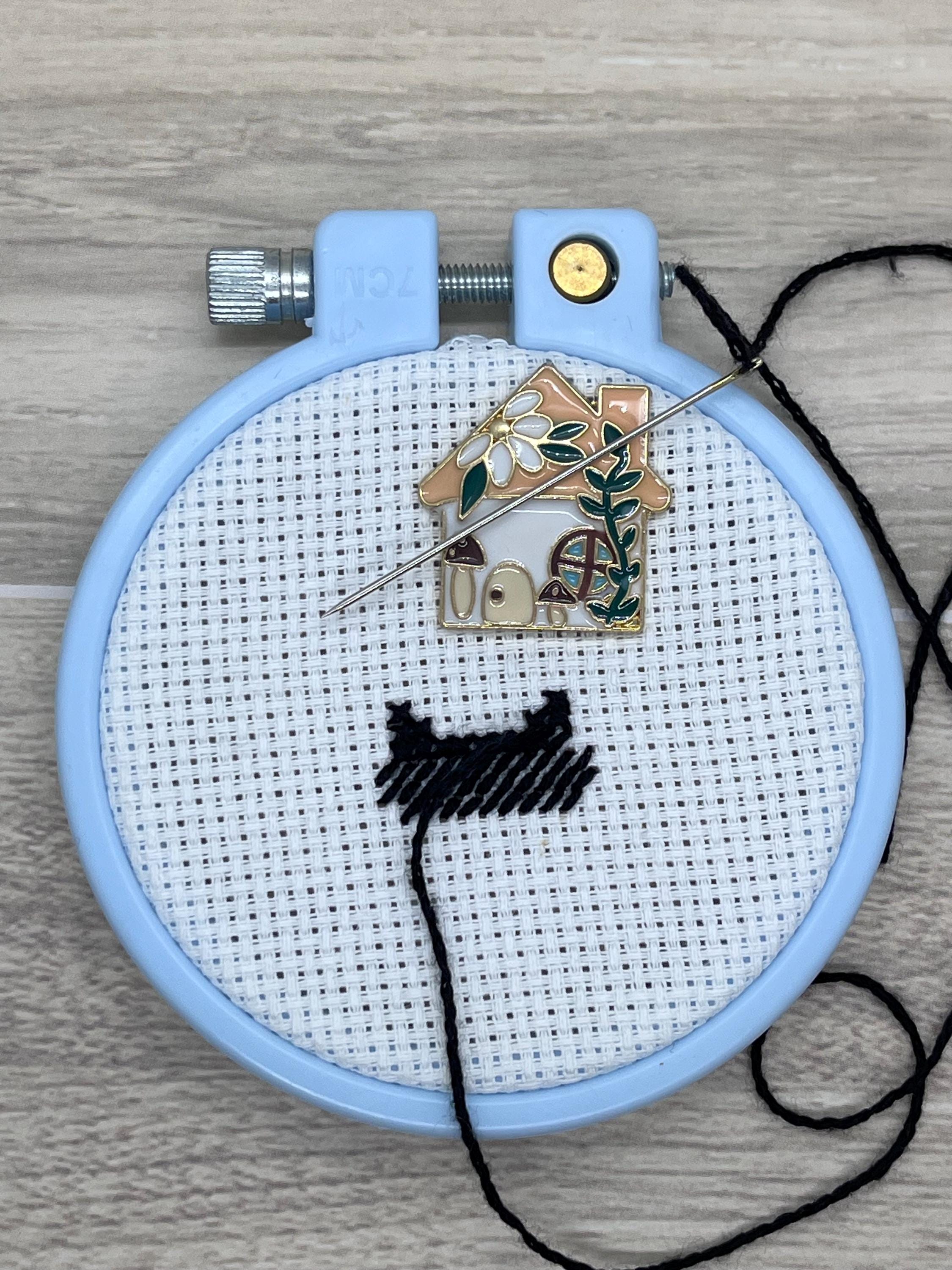 Floral Homes Needle Minders