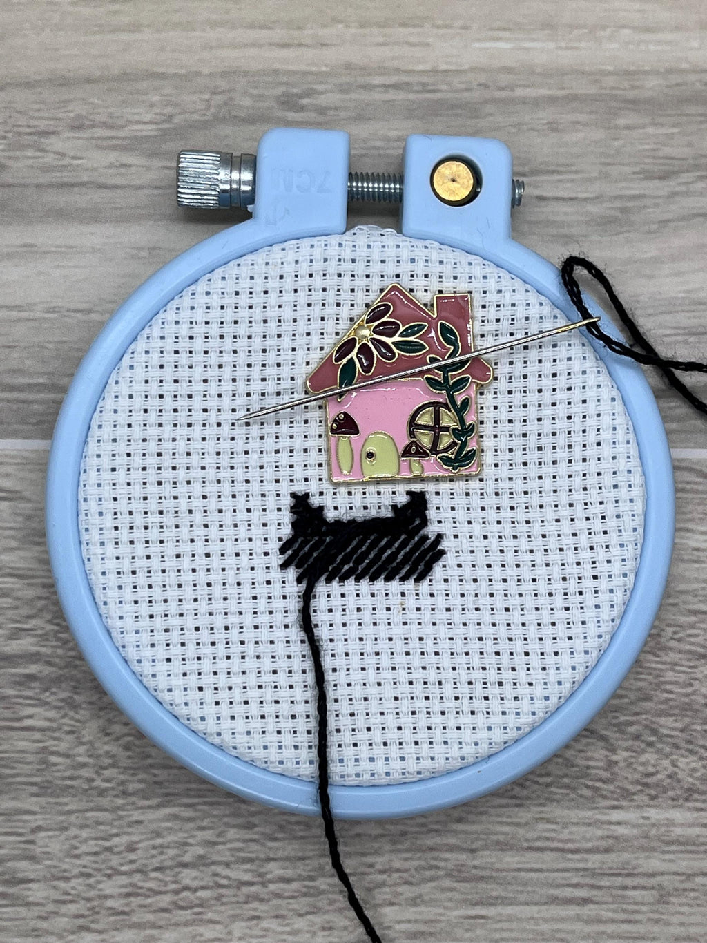 Floral Homes Needle Minders