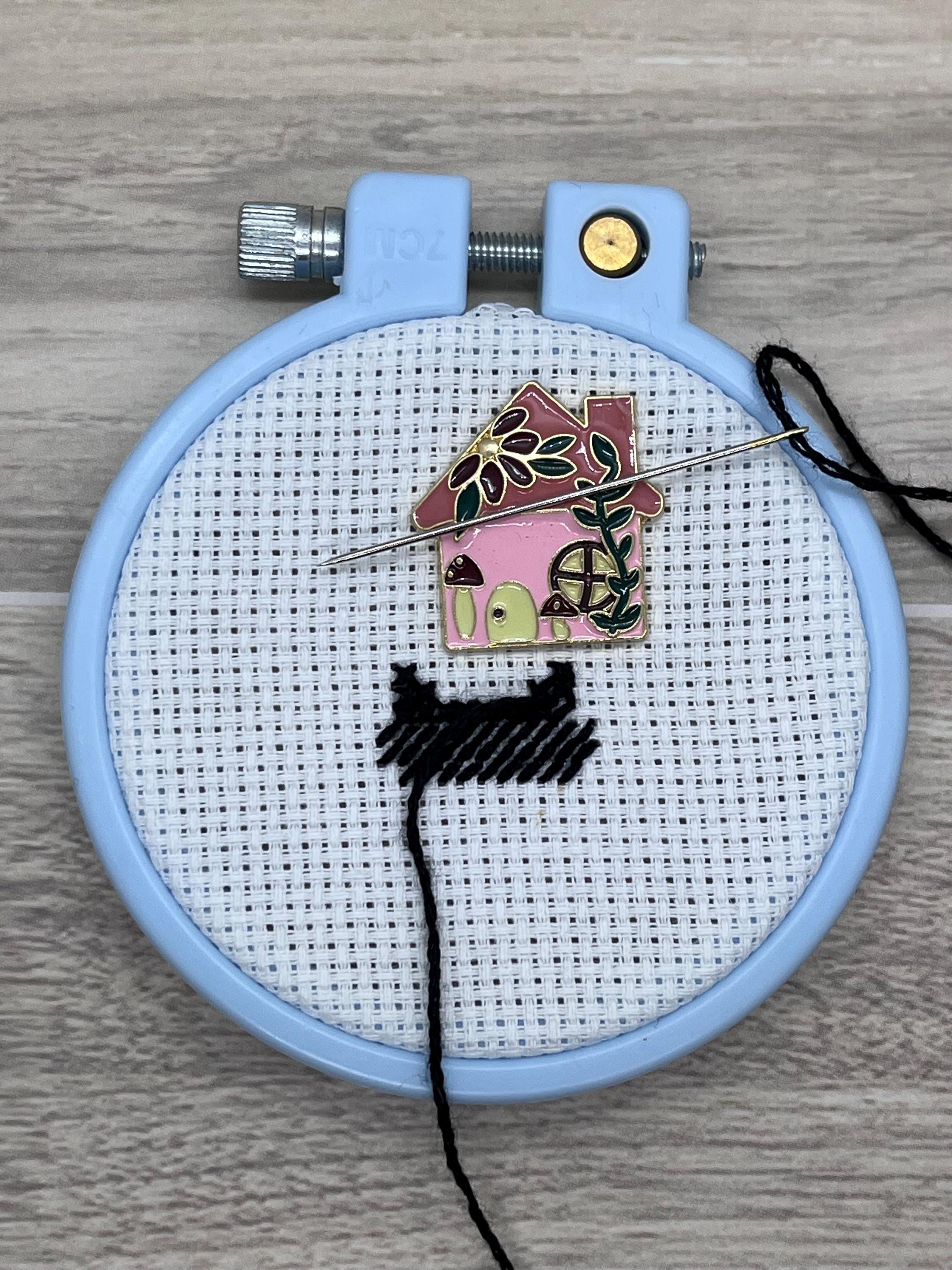 Floral Homes Needle Minders