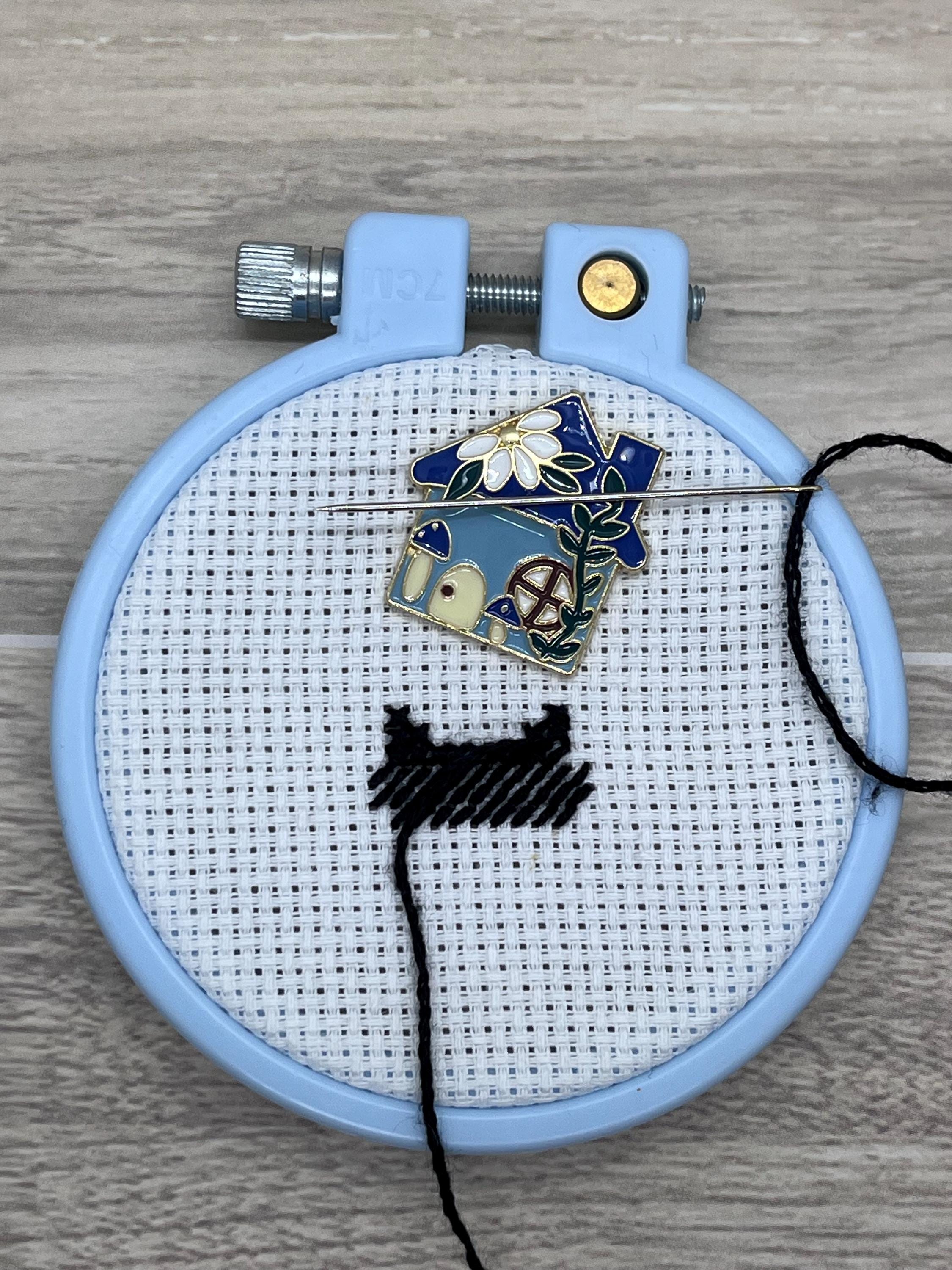 Floral Homes Needle Minders