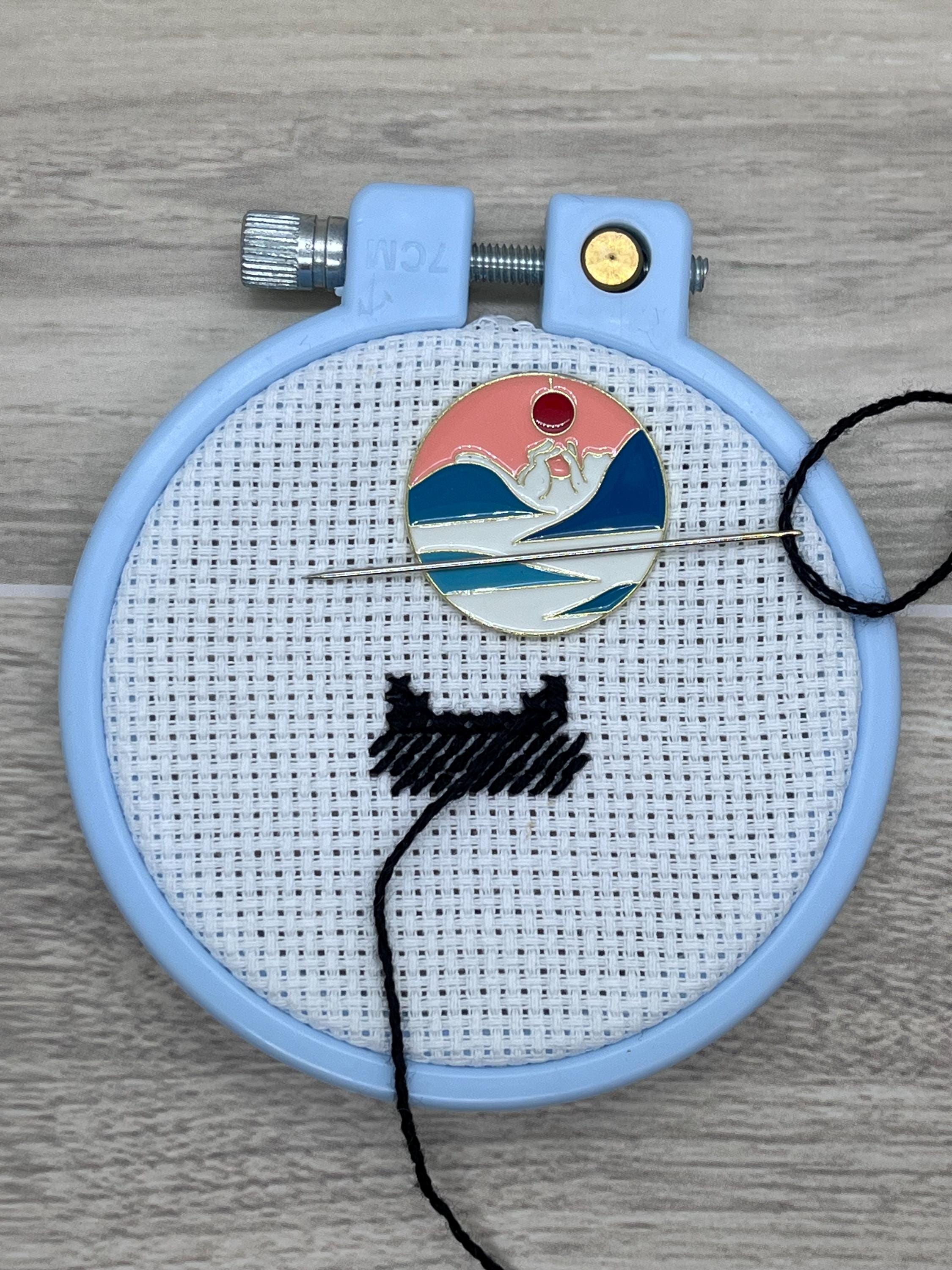 Landscape Cats Needle Minders