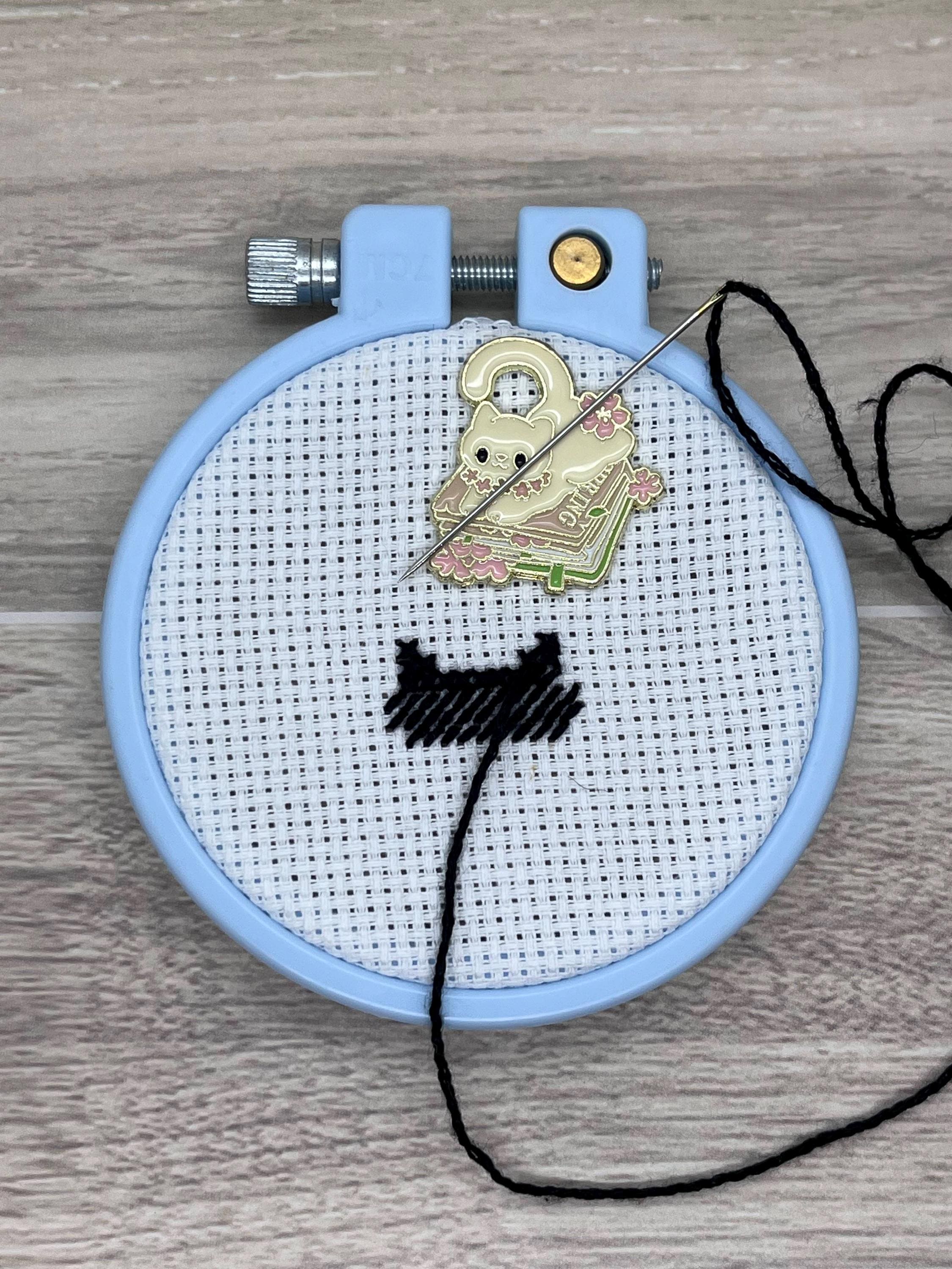 Yellow Cats and Pink Flowers Needle Minders