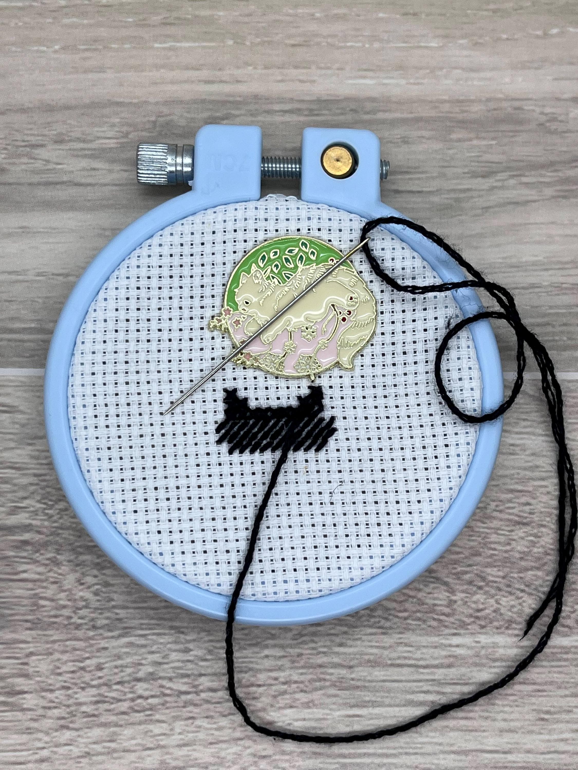 Yellow Cats and Pink Flowers Needle Minders