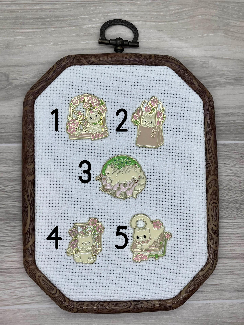 Yellow Cats and Pink Flowers Needle Minders