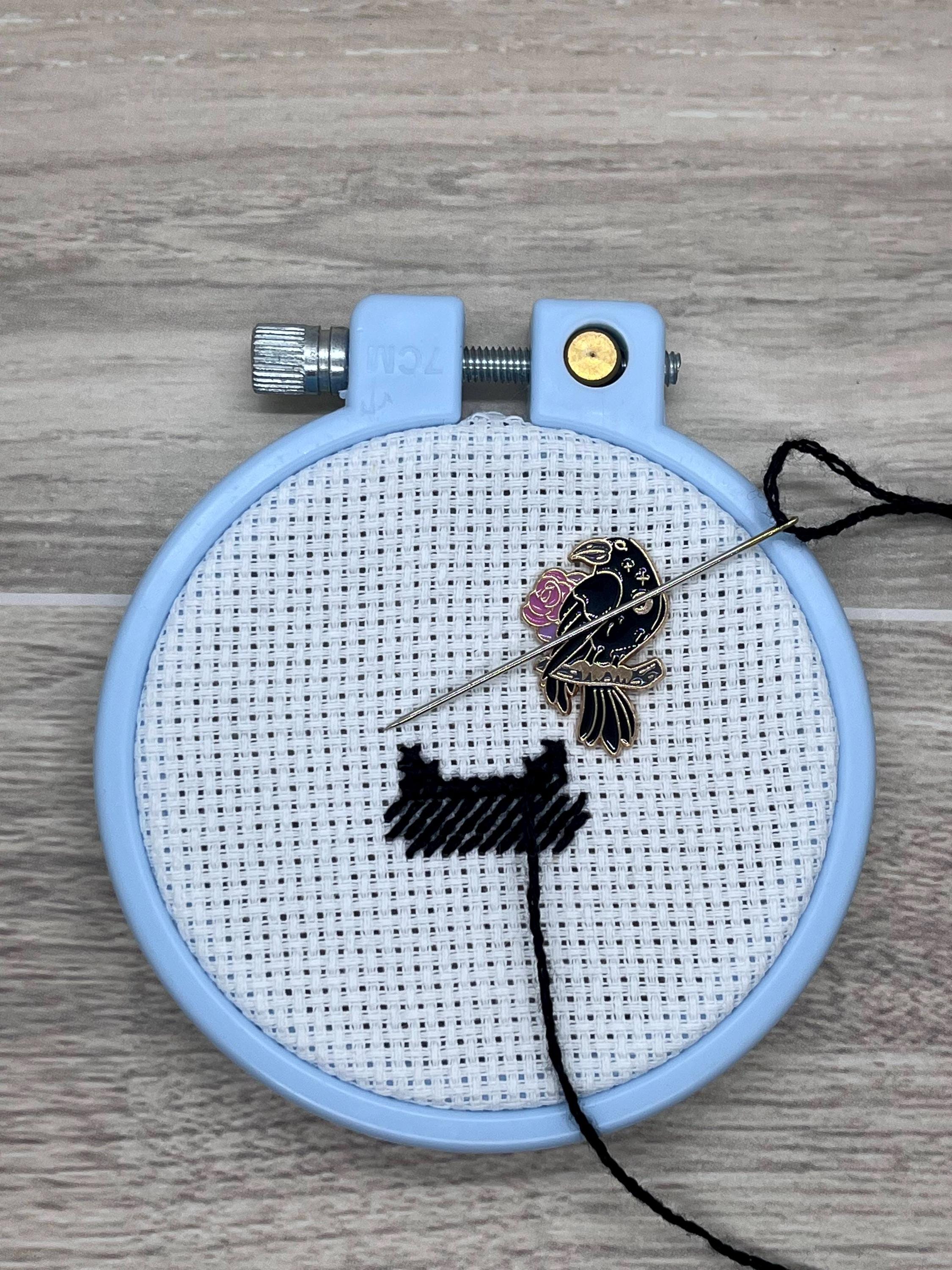 Gothic Needle Minder