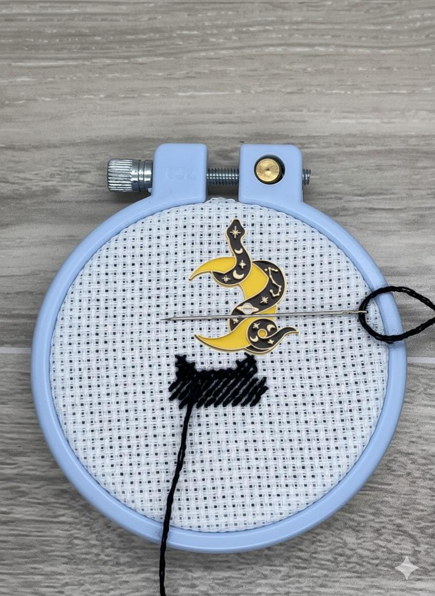 Skulls and Snakes Needle Minder