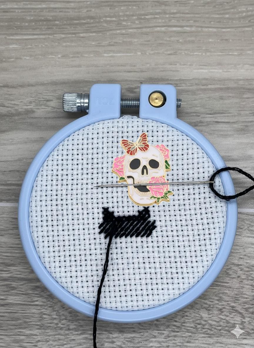 Skulls and Snakes Needle Minder